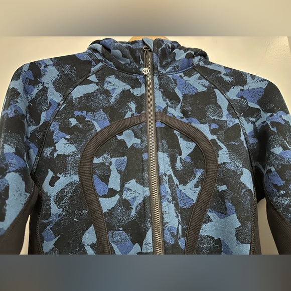 Lululemon: Women’s Full Zip Scuba Hoodie- Size 6 - Picture 9 of 12